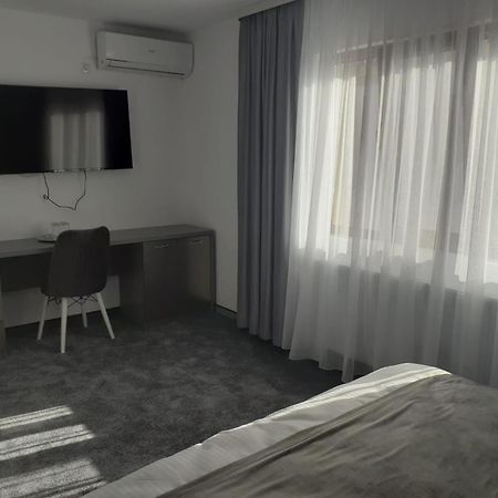 Motel Moara Veche Sacalaseni Екстер'єр фото