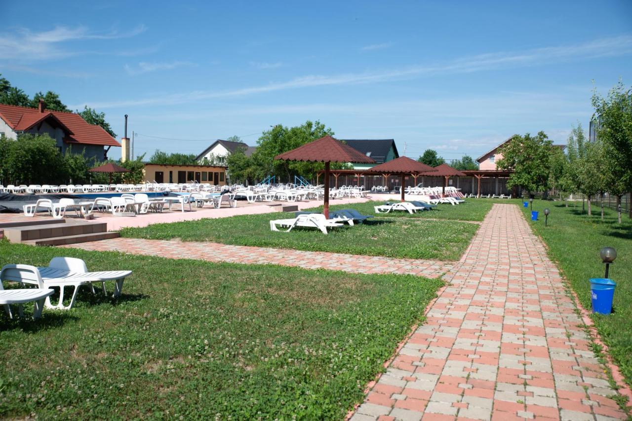Motel Moara Veche Sacalaseni Екстер'єр фото