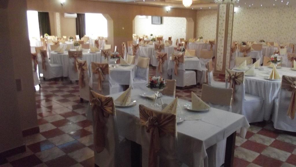 Motel Moara Veche Sacalaseni Екстер'єр фото